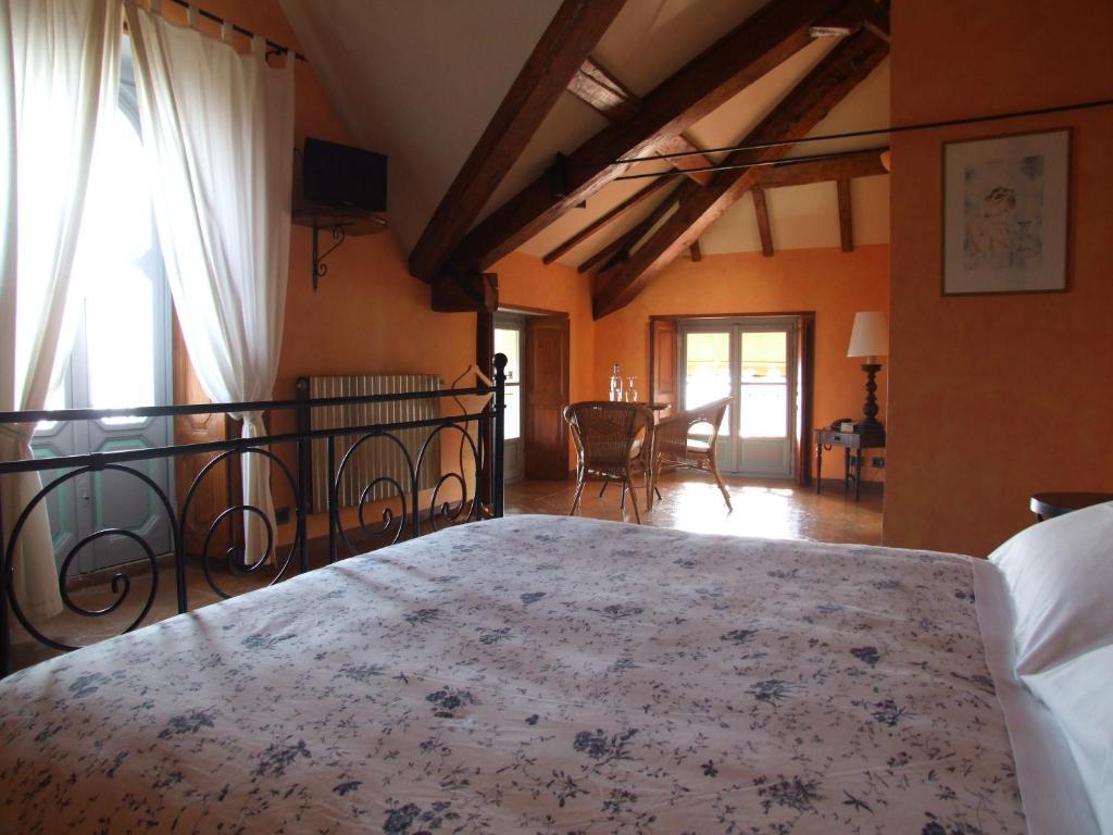 Locanda Chi Ghinn Verbania Zimmer foto